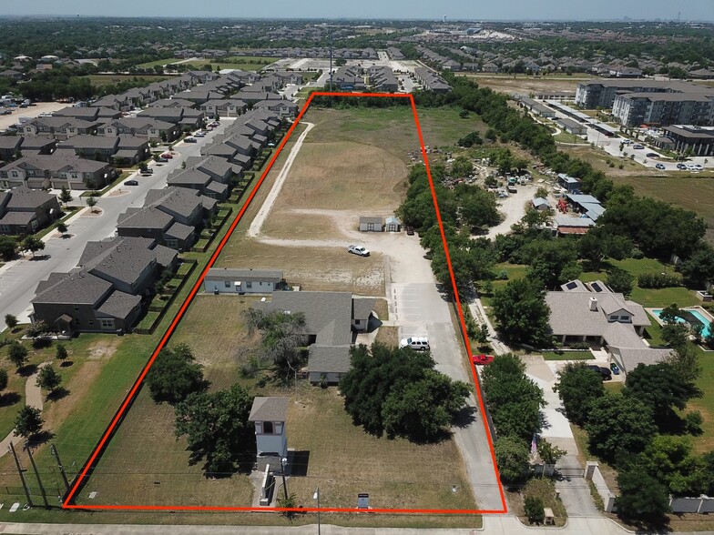 511 E Pflugerville Pky, Pflugerville, TX for sale - Building Photo - Image 1 of 6