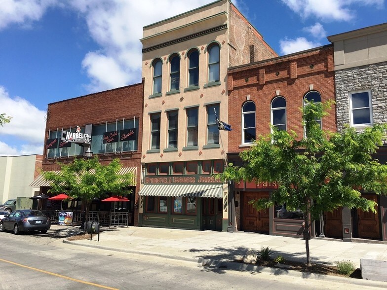 313 Park Central W, Springfield, MO for sale - Primary Photo - Image 1 of 59