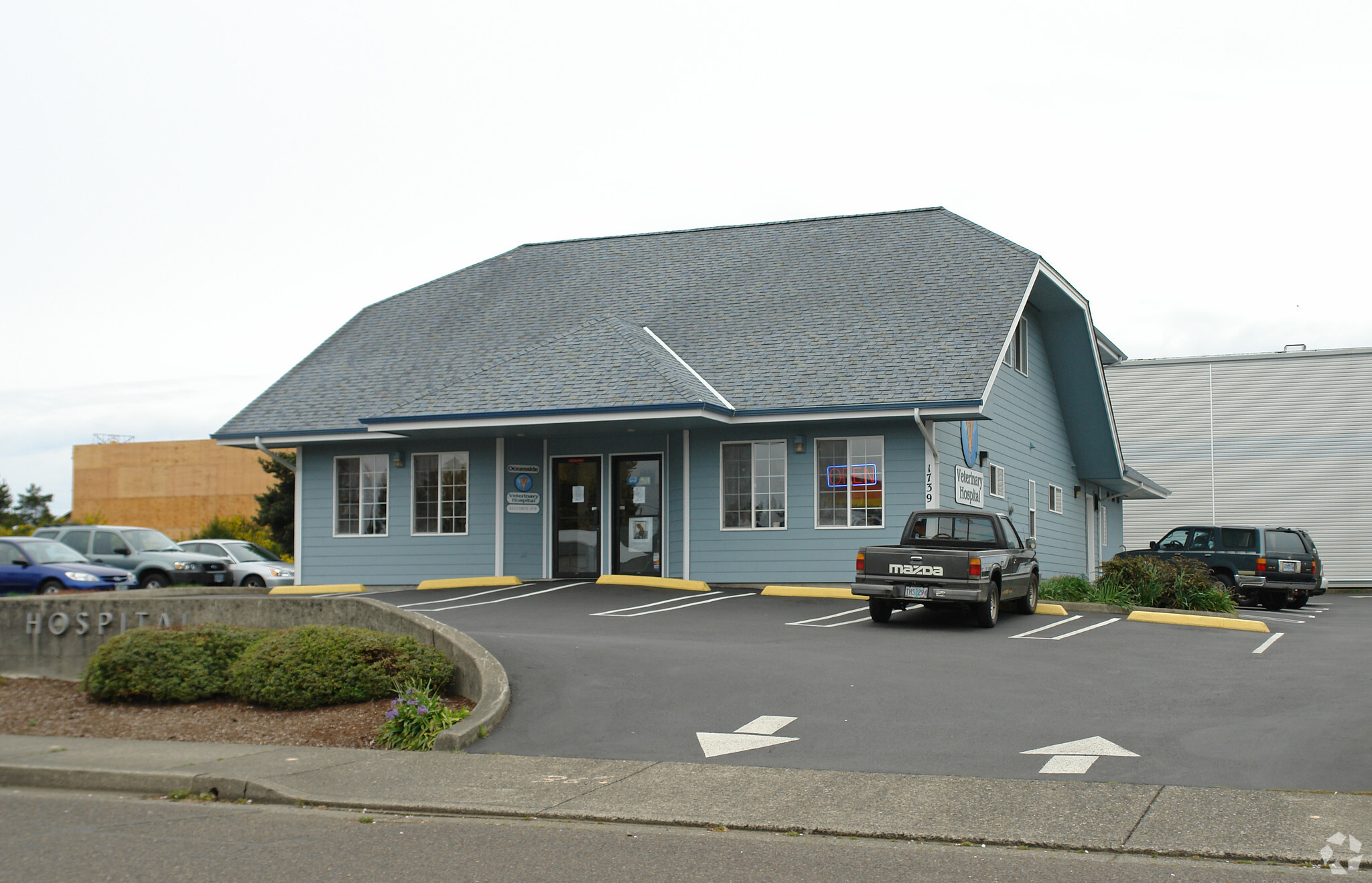 1739 22nd St, Florence, OR for sale Primary Photo- Image 1 of 48