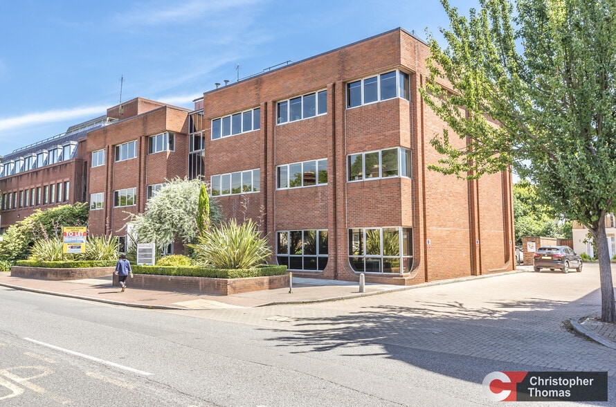 56-60 London Rd, Staines for sale - Building Photo - Image 1 of 1