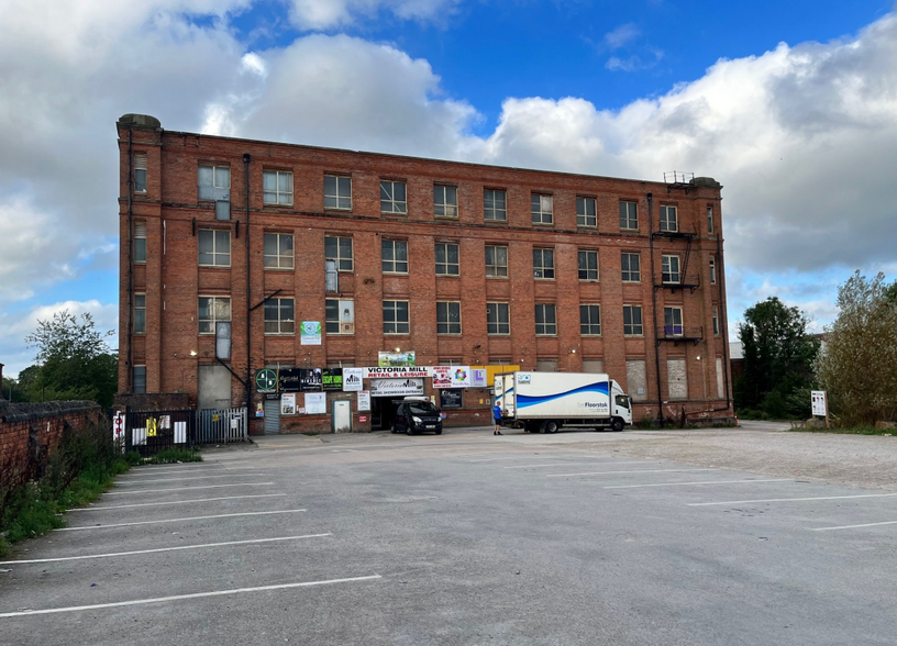 Bolton Old Rd, Manchester for lease - Primary Photo - Image 1 of 5