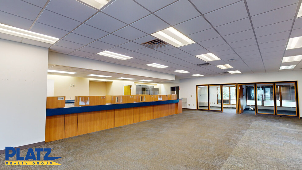 3667 Starrs Centre Dr, Canfield, OH for lease - Building Photo - Image 3 of 21