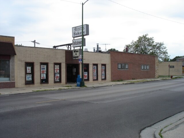 7051-7059 W Addison St, Chicago, IL for sale Primary Photo- Image 1 of 1