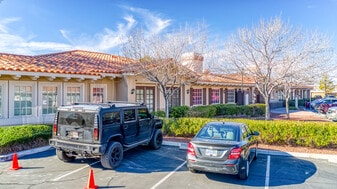 Bldg 10 - Live-Work Space