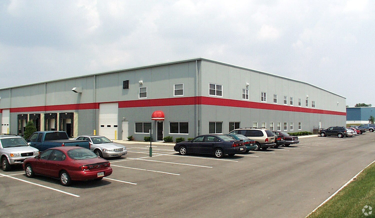 1275 S Houk Rd, Delaware, OH 43015