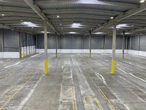 Industrial in Bobigny for lease Interior Photo- Image 2 of 14