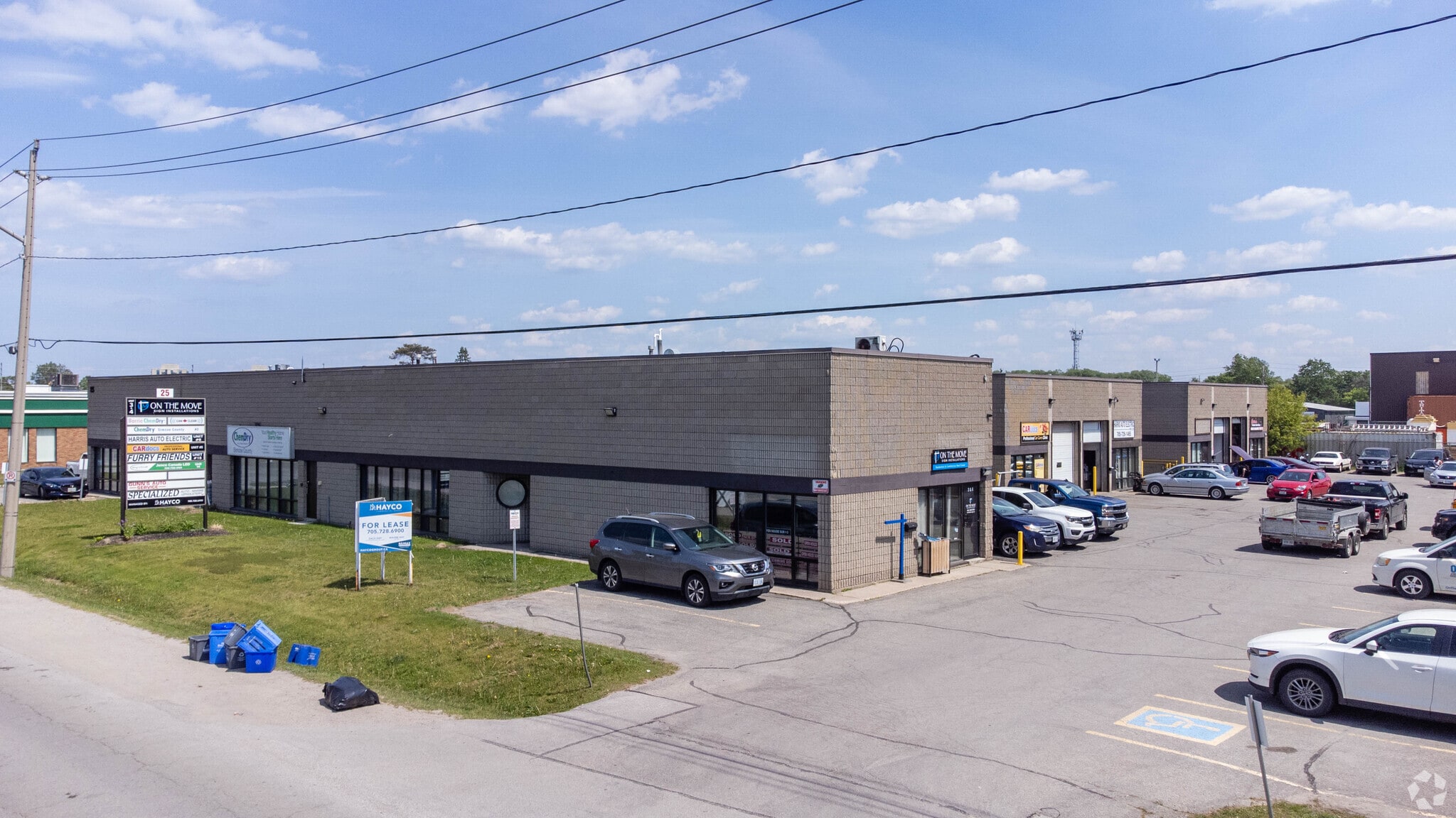 25 Hart Dr, Barrie, ON for sale Primary Photo- Image 1 of 1