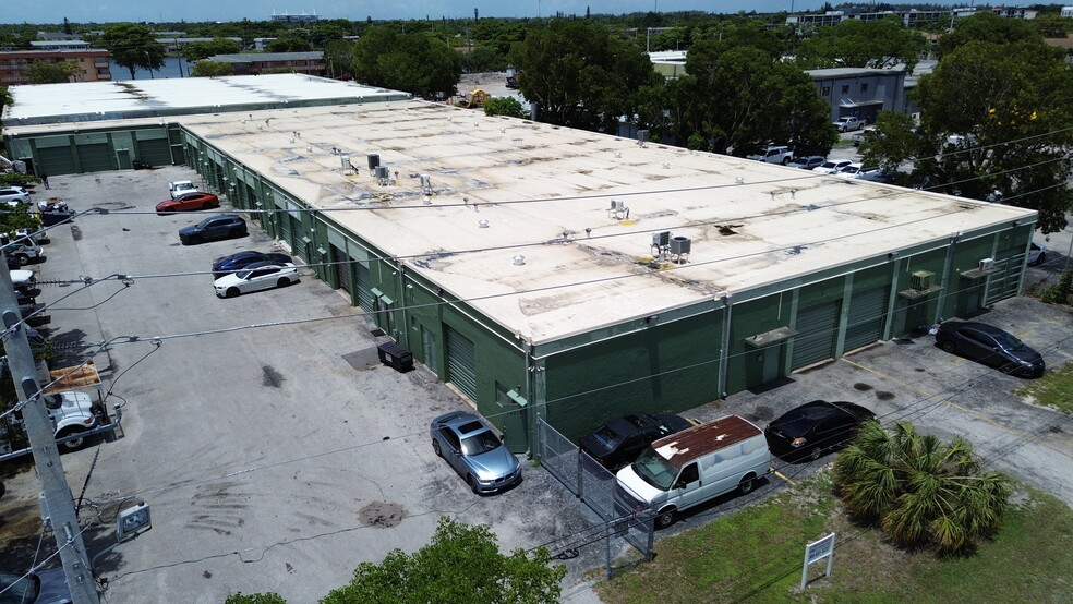 18950 NE 4th Ct, Miami, FL for lease - Aerial - Image 1 of 4