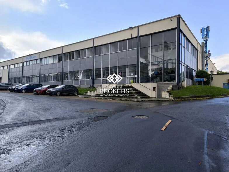 Industrial in Villebon-sur-Yvette for lease - Building Photo - Image 2 of 5