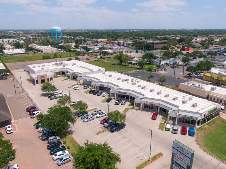 4108 N 10th St, McAllen, TX for lease - Building Photo - Image 1 of 7