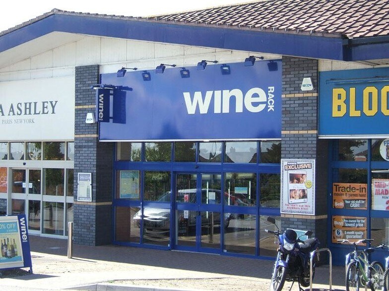 Castle Ln W, Bournemouth for sale - Building Photo - Image 1 of 1