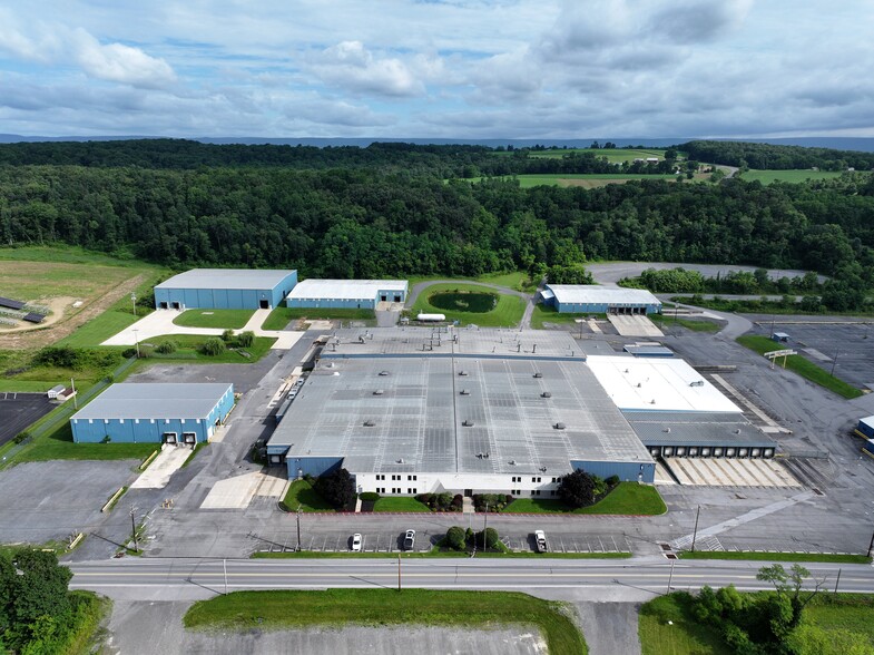 12393 William Penn Hwy, Thompsontown, PA for lease - Building Photo - Image 2 of 17