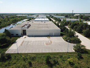 570-580 Capital Dr, Lake Zurich, IL 60047 | LoopNet