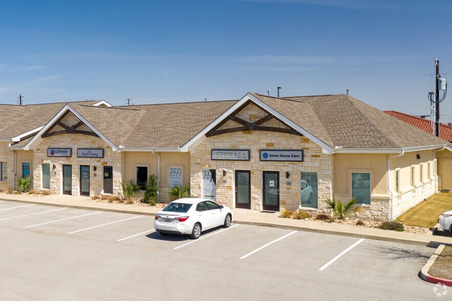 1300 Dacy Ln, Kyle, TX for sale - Building Photo - Image 1 of 1