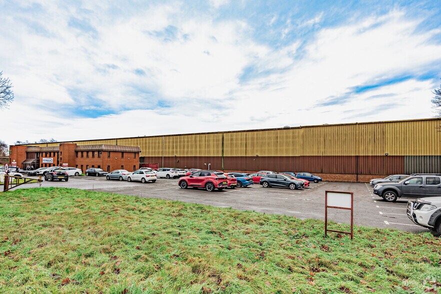 Viewfield Rd, Glenrothes for sale - Building Photo - Image 2 of 2