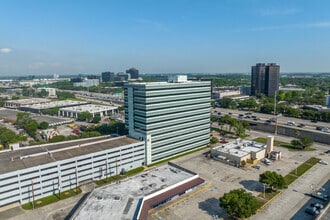 400 N Sam Houston Pky E, Houston, TX - AERIAL  map view