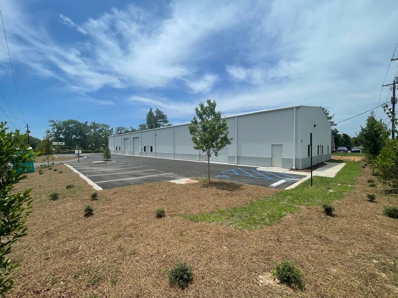 7315 Cross County Rd, North Charleston, SC 29418