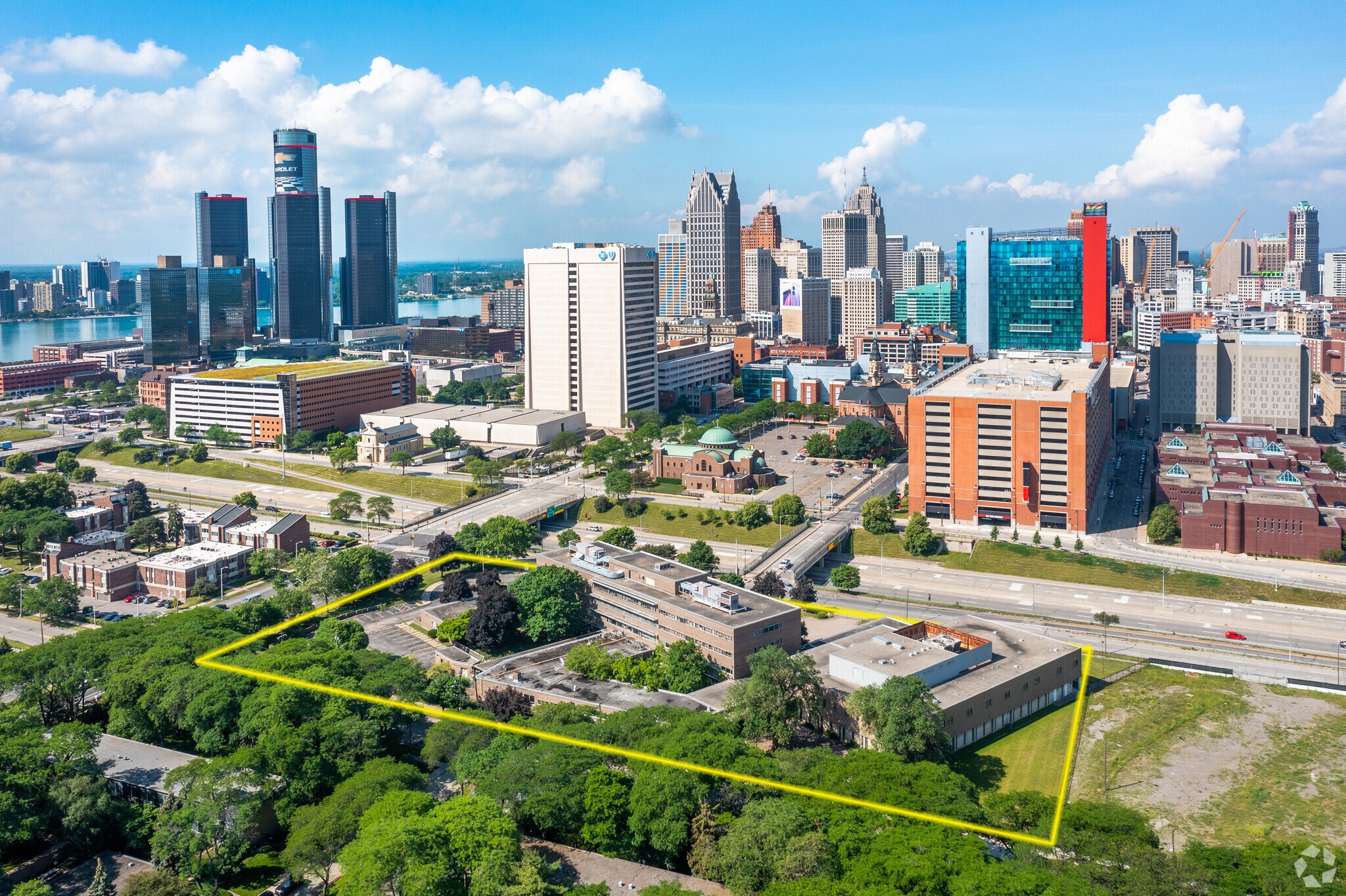 951 E Lafayette St, Detroit, MI for sale Primary Photo- Image 1 of 3