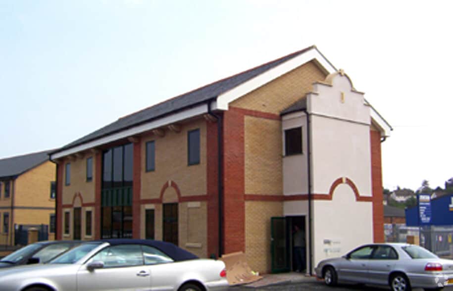 Station Rd, Maldon for lease - Primary Photo - Image 1 of 12