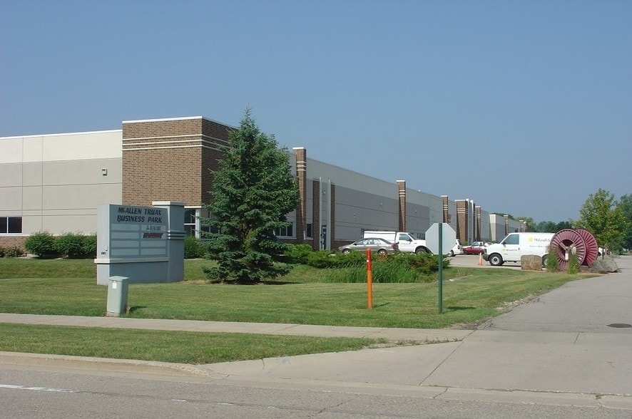 1832-1858 Wright St, Madison, WI for sale - Primary Photo - Image 1 of 1