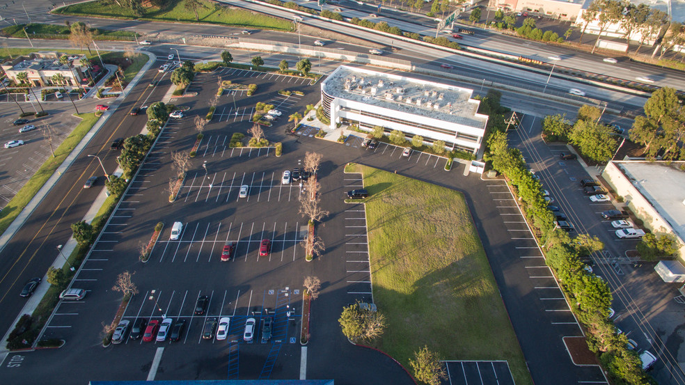 1300 Eastman Ave, Ventura, CA for lease - Aerial - Image 3 of 30