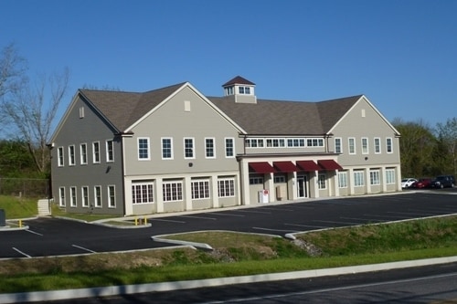 2 Starr Ridge Rd, Brewster Village, NY for lease - Building Photo - Image 1 of 5