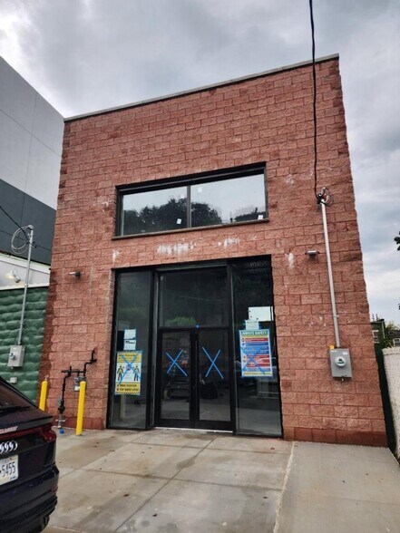 35 Van Duzer St, Staten Island, NY for sale - Building Photo - Image 1 of 1