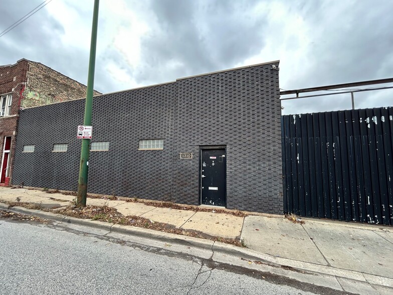 1310 N Cicero Ave, Chicago, IL for sale - Building Photo - Image 1 of 11