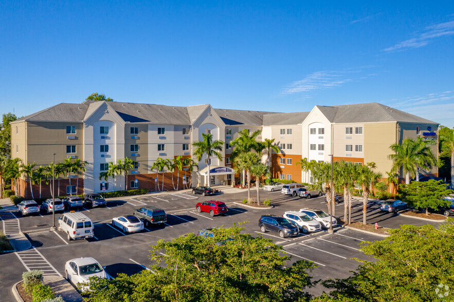 9740 Commerce Center Ct, Fort Myers, FL for sale - Building Photo - Image 1 of 47