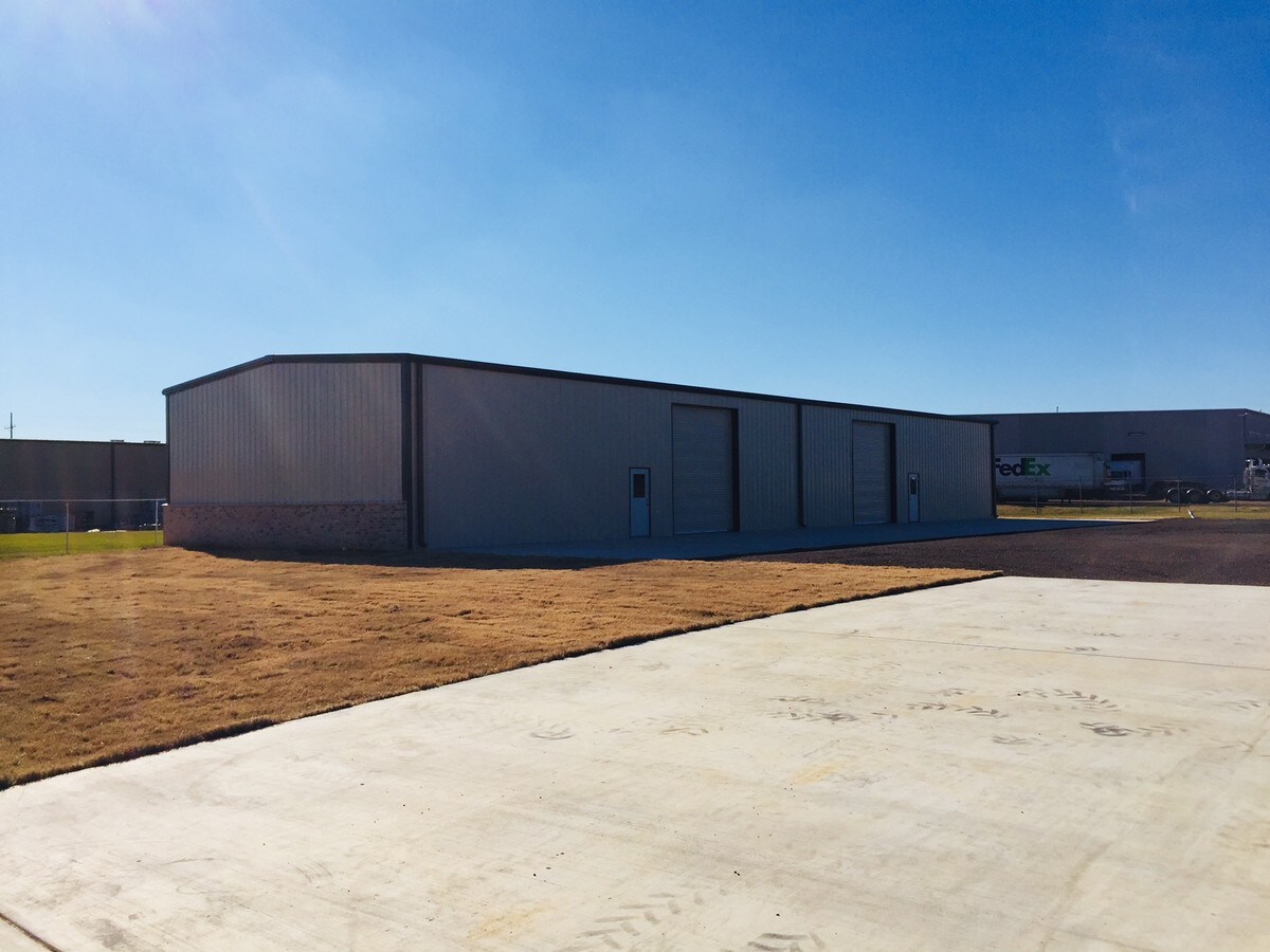 326 Leggett Dr, Richland, MS 39218