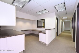 880 H St, Anchorage, AK for lease Interior Photo- Image 2 of 3