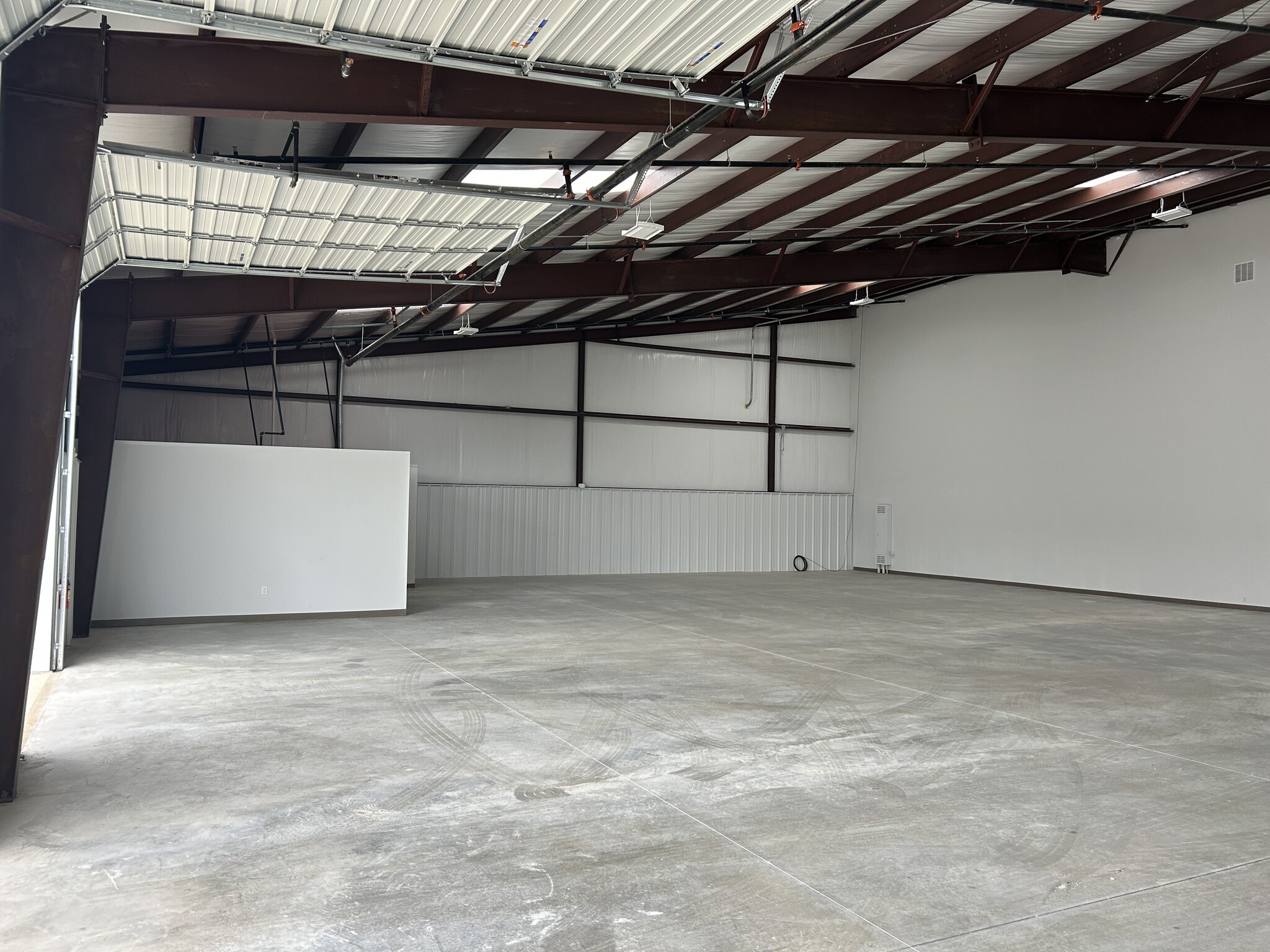 620 Justice, Mansfield, TX for lease Building Photo- Image 1 of 5