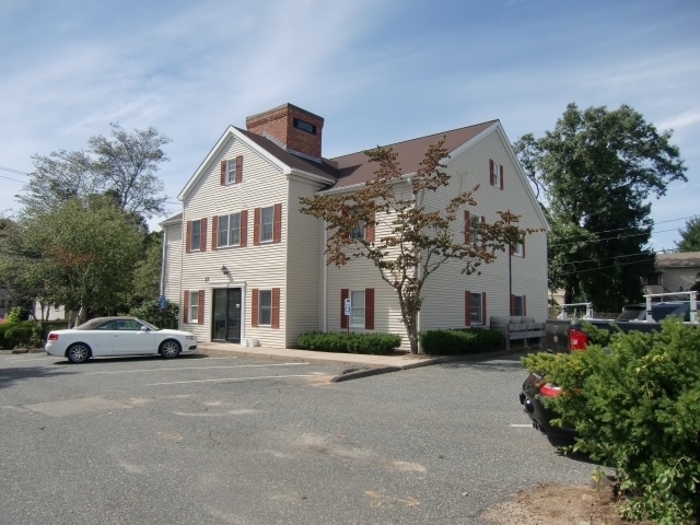 17 Oak St, Needham, MA for sale - Primary Photo - Image 1 of 1