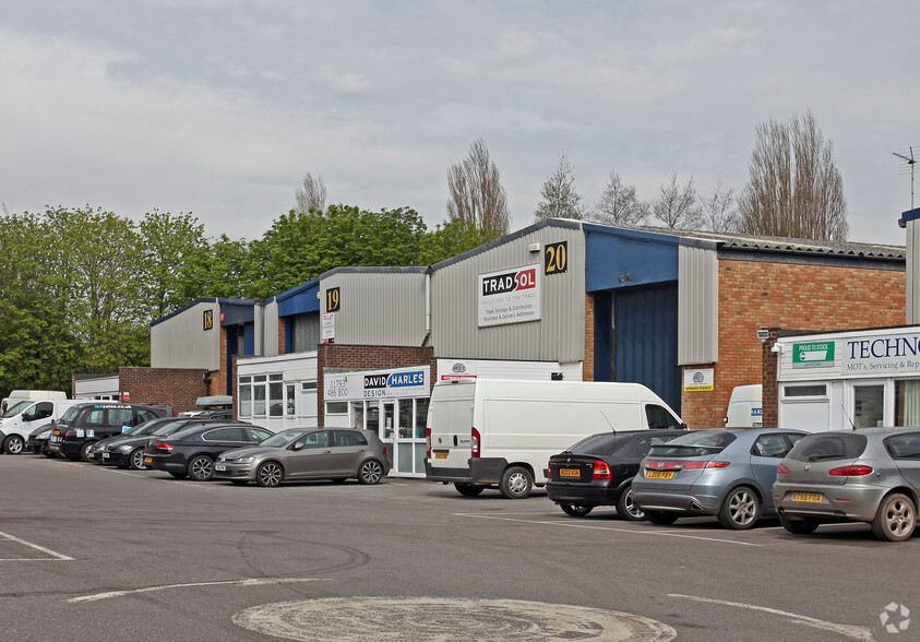 Bramble Rd, Swindon for lease - Primary Photo - Image 1 of 5