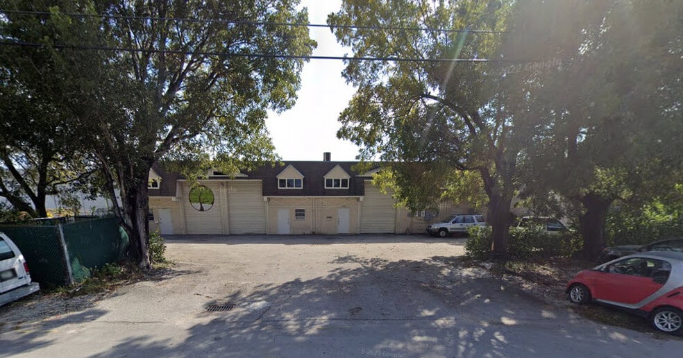 7880-7884 NW 55th St, Miami, FL for sale - Building Photo - Image 2 of 8