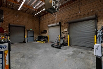 31970 Castaic Rd, Castaic, CA for lease Interior Photo- Image 2 of 7