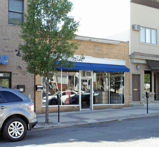 More details for 317 Broadway, Bayonne, NJ - Retail for Lease