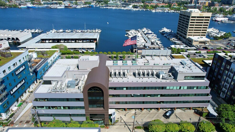 1300 Dexter Ave N, Seattle, WA for lease - Building Photo - Image 1 of 9