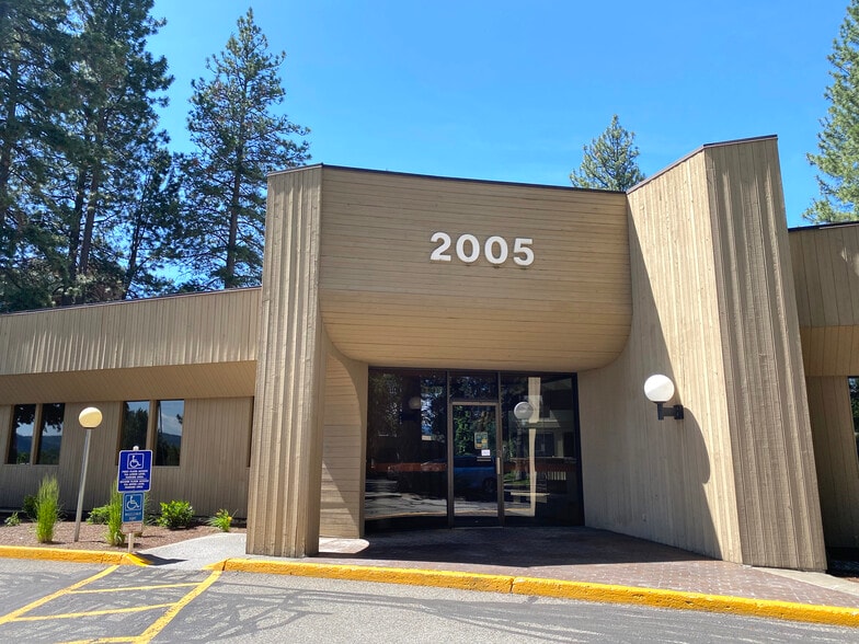 2005 N Ironwood Pky, Coeur d'Alene, ID for lease - Building Photo - Image 1 of 8