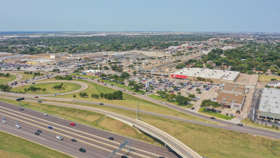 3301-3401 W Airport Fwy, Irving, TX for lease - Building Photo - Image 3 of 5