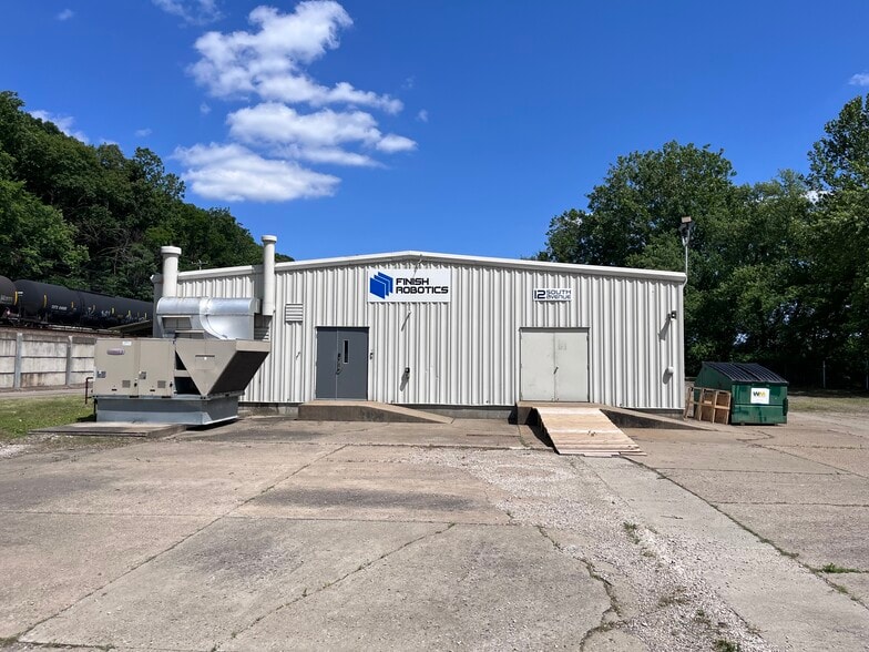 12 South Ave, Sewickley, PA for lease - Building Photo - Image 2 of 8