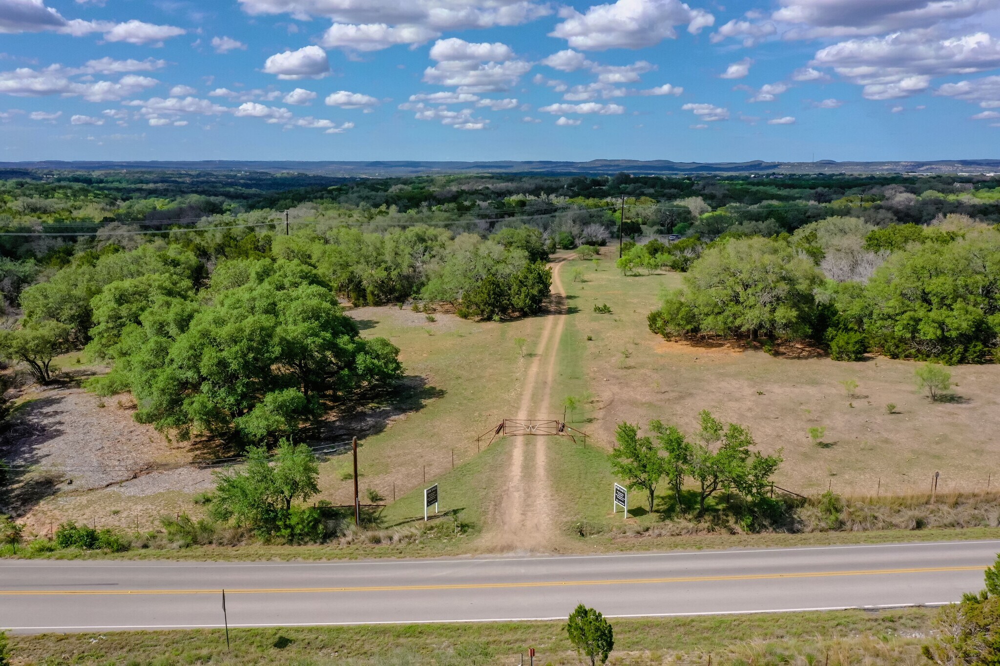 9939 County Road 404, Spicewood, TX 78669 Premier Land 74.6452.97