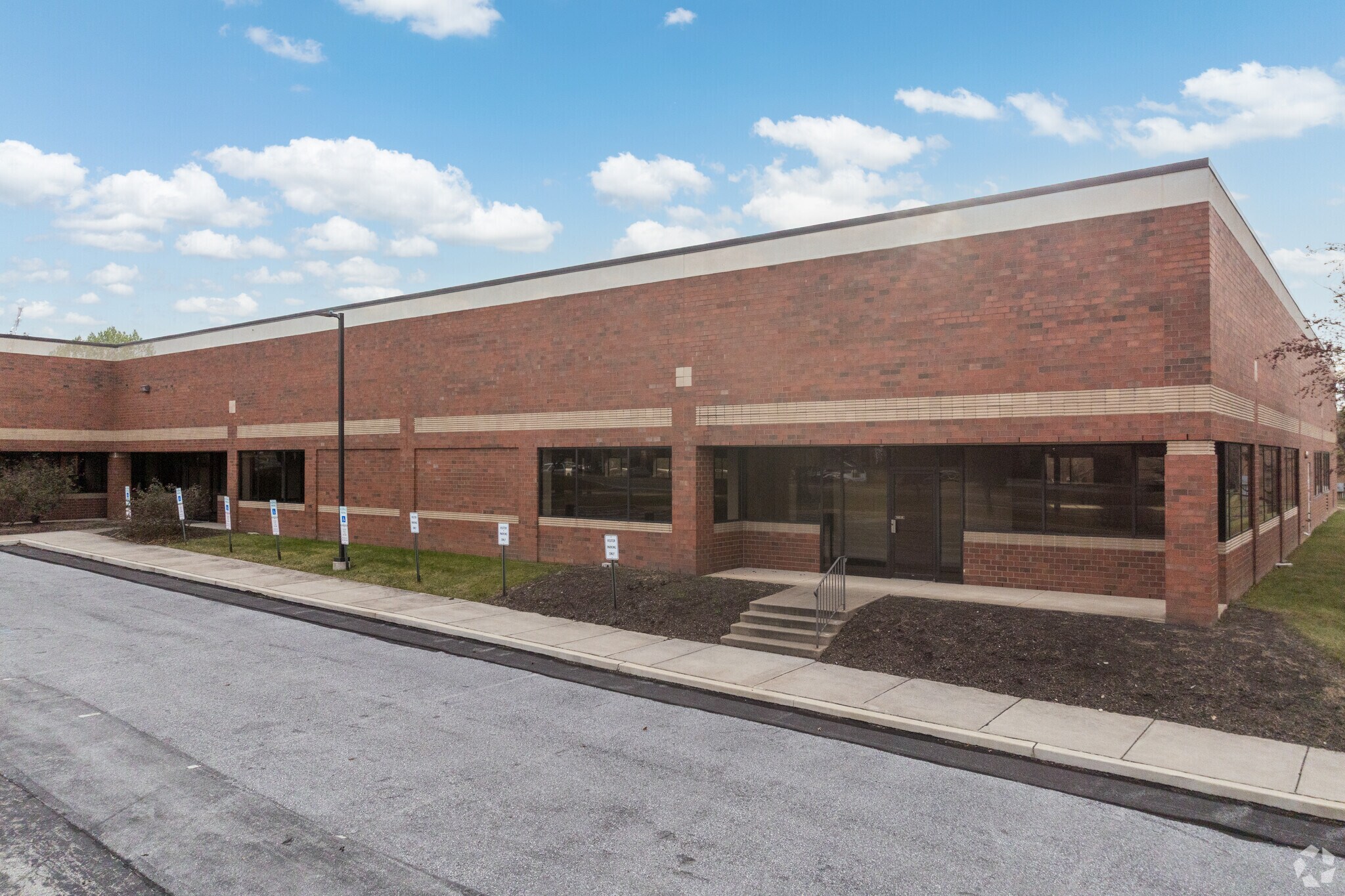 457 Creamery Way, Exton, PA for sale Primary Photo- Image 1 of 1