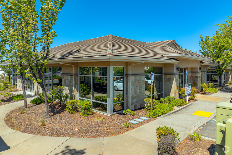 1416 Blue Oaks Blvd, Roseville, CA for sale - Building Photo - Image 1 of 7