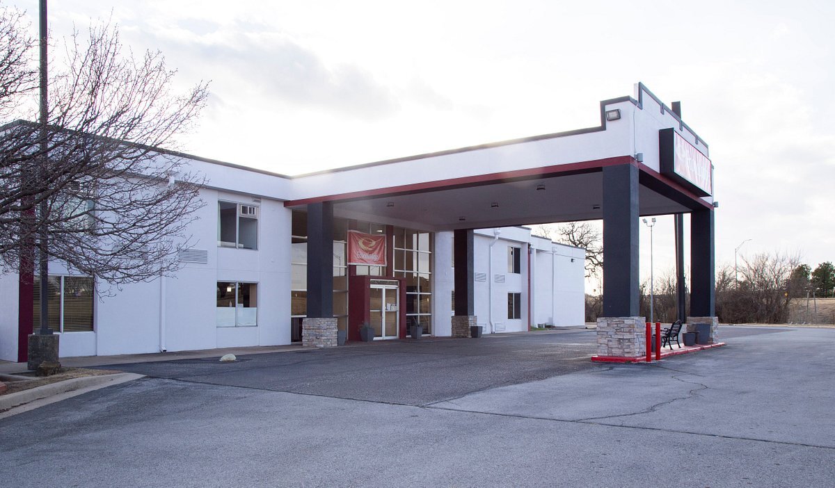 2700 W Broadway St, Ardmore, OK for sale Primary Photo- Image 1 of 1