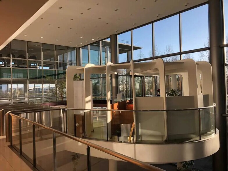 229 Rue De La Belle Etoile, Roissy-en-France for lease - Lobby - Image 3 of 8