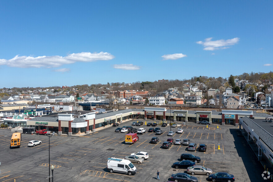 101 President Ave, Fall River, MA for lease - Building Photo - Image 2 of 10