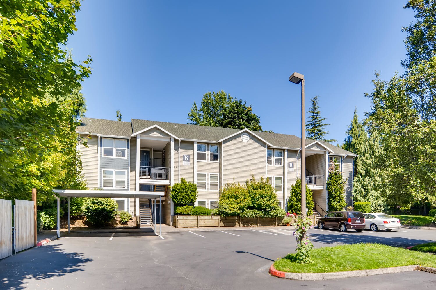 1519 SE Roberts Dr, Gresham, OR for sale Building Photo- Image 1 of 1