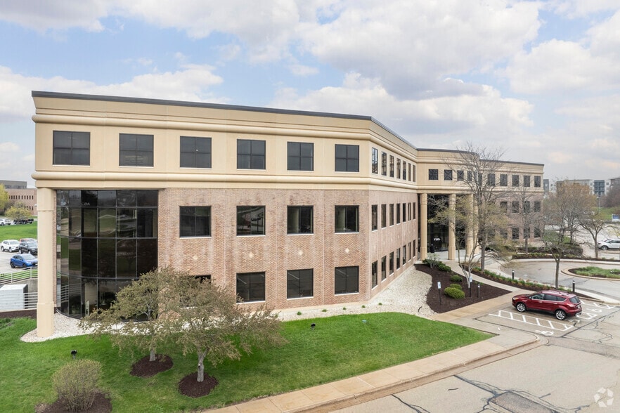 4600 American Pky, Madison, WI for lease - Building Photo - Image 2 of 25