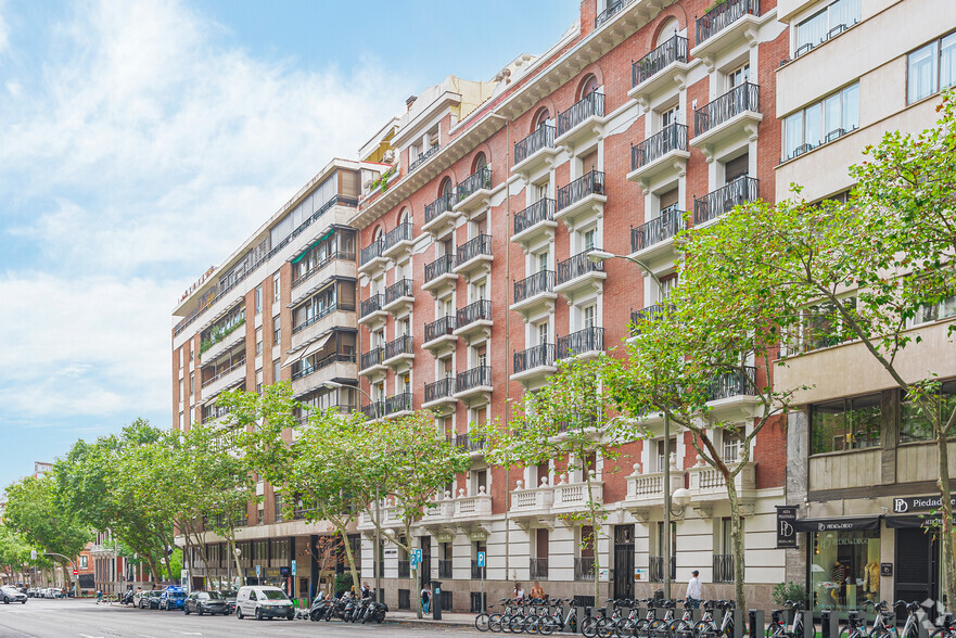 Calle Velázquez, 71, Madrid, Madrid for sale - Building Photo - Image 1 of 2